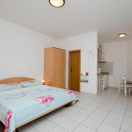 Apartments Branimir Нови-Винодолски Экстерьер фото